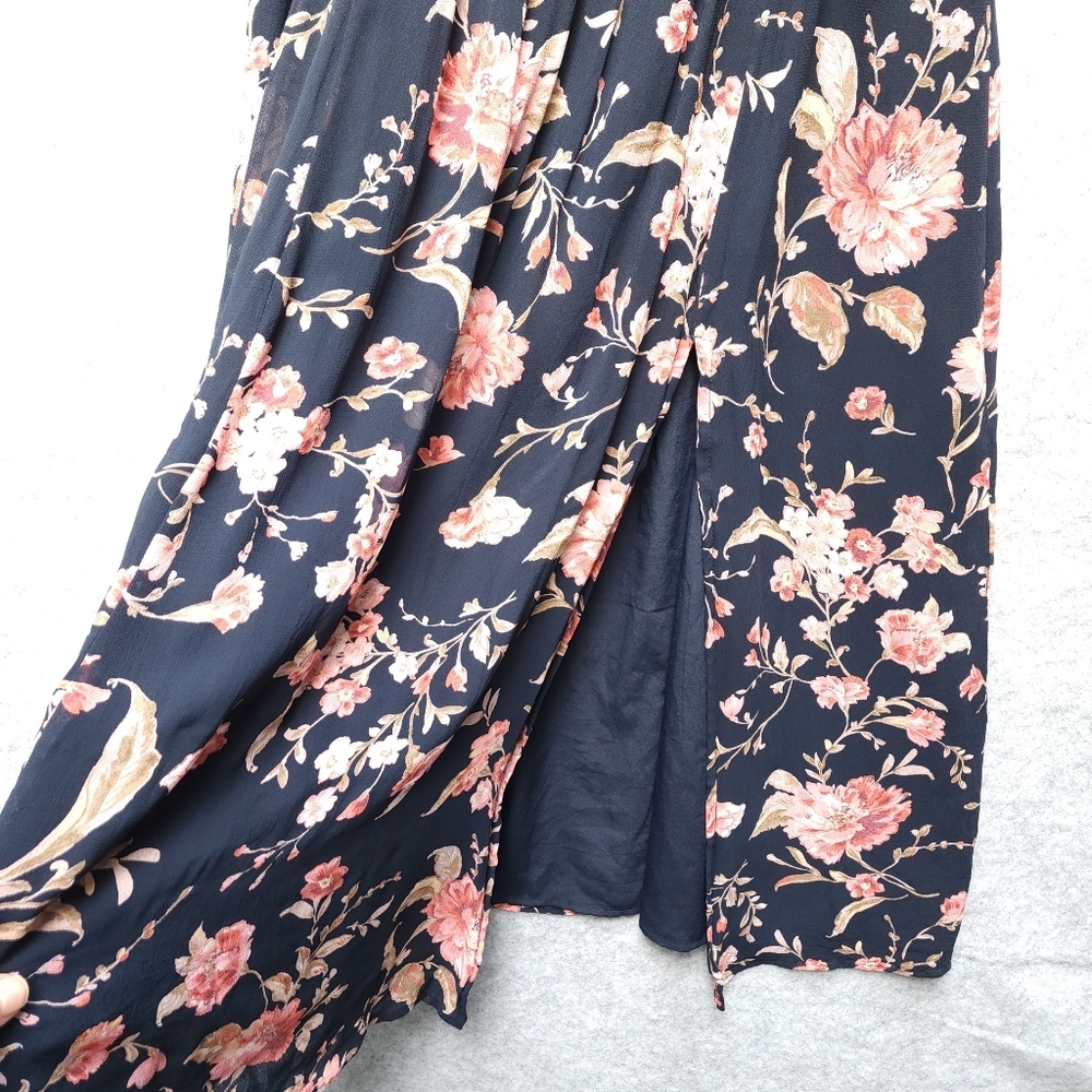 Bila 77 Floral Milkmaid Smocked Navy Midi Dress with Spaghetti Straps And Slit - Picture 4 of 10